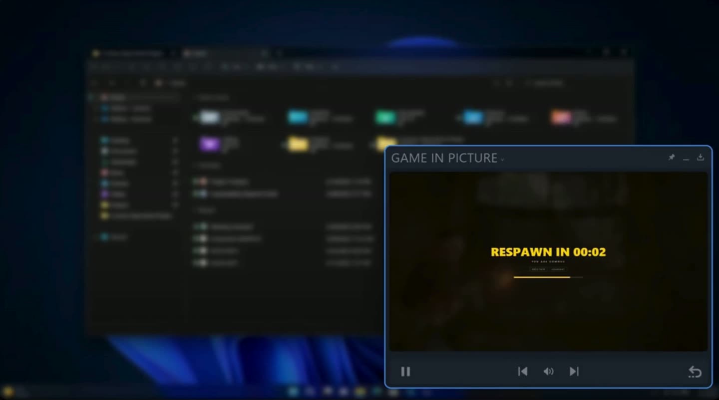 A fullscreen game handed over to the Game in Picture overlay, leaving the desktop free to use.
